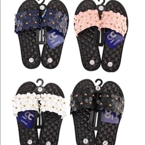 Floral Slides - Picture 1 of 1